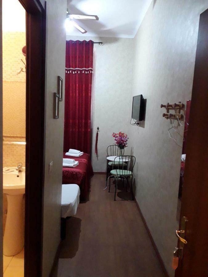 Botel Inn روما المظهر الخارجي الصورة