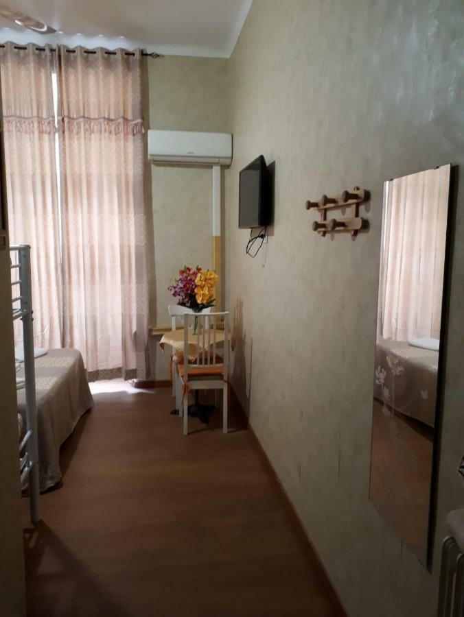 Botel Inn روما المظهر الخارجي الصورة